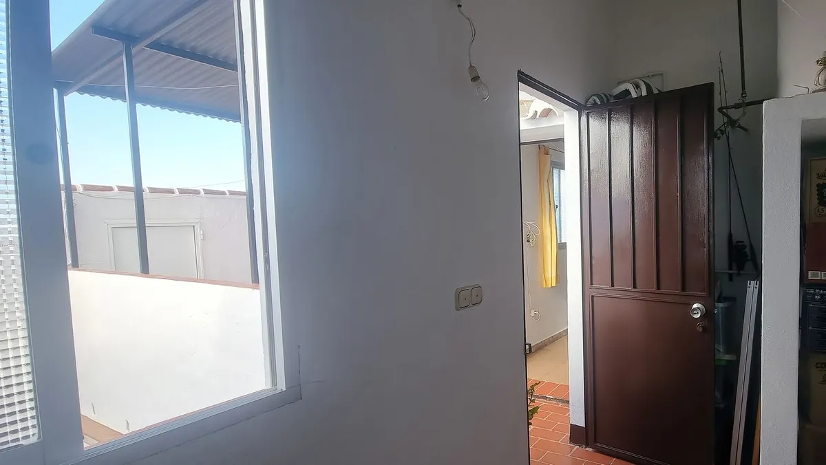 41fe4584-dd9f-4a08-9f9b-8eaff3ebe2f1