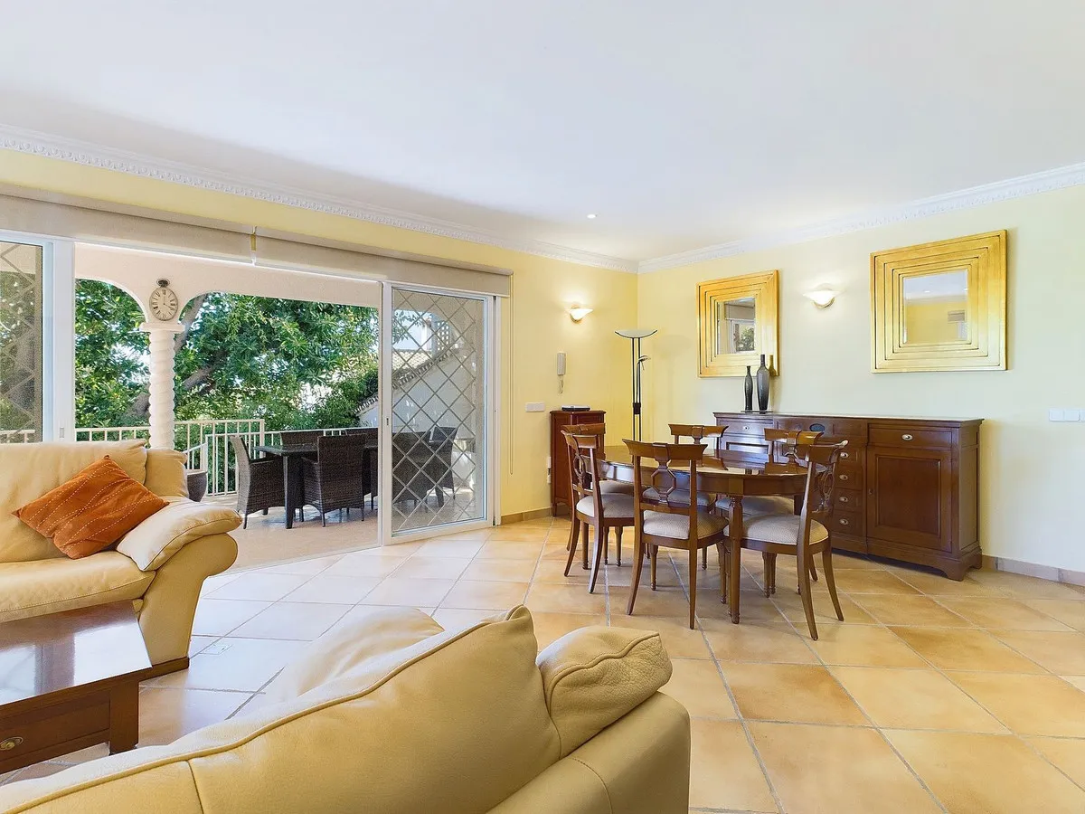 22fc9ed9-0e48-4b29-be21-2ffc34ea601d