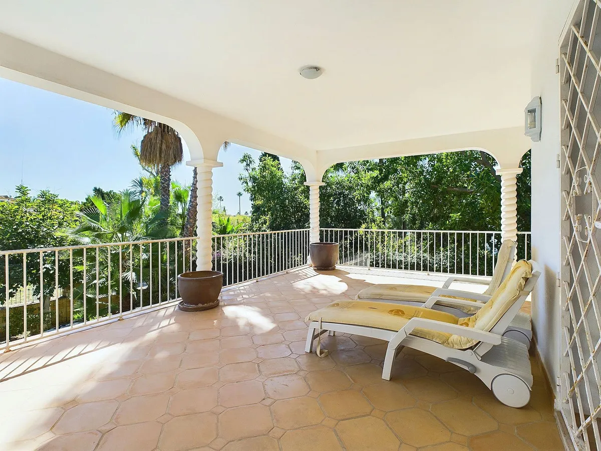 51bba80b-0b14-4277-b0ec-d01322169bd2