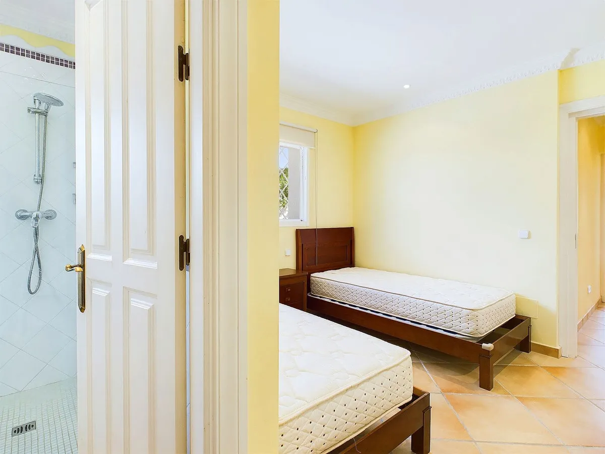 badbd192-bd82-475d-ab42-6a996765af7f