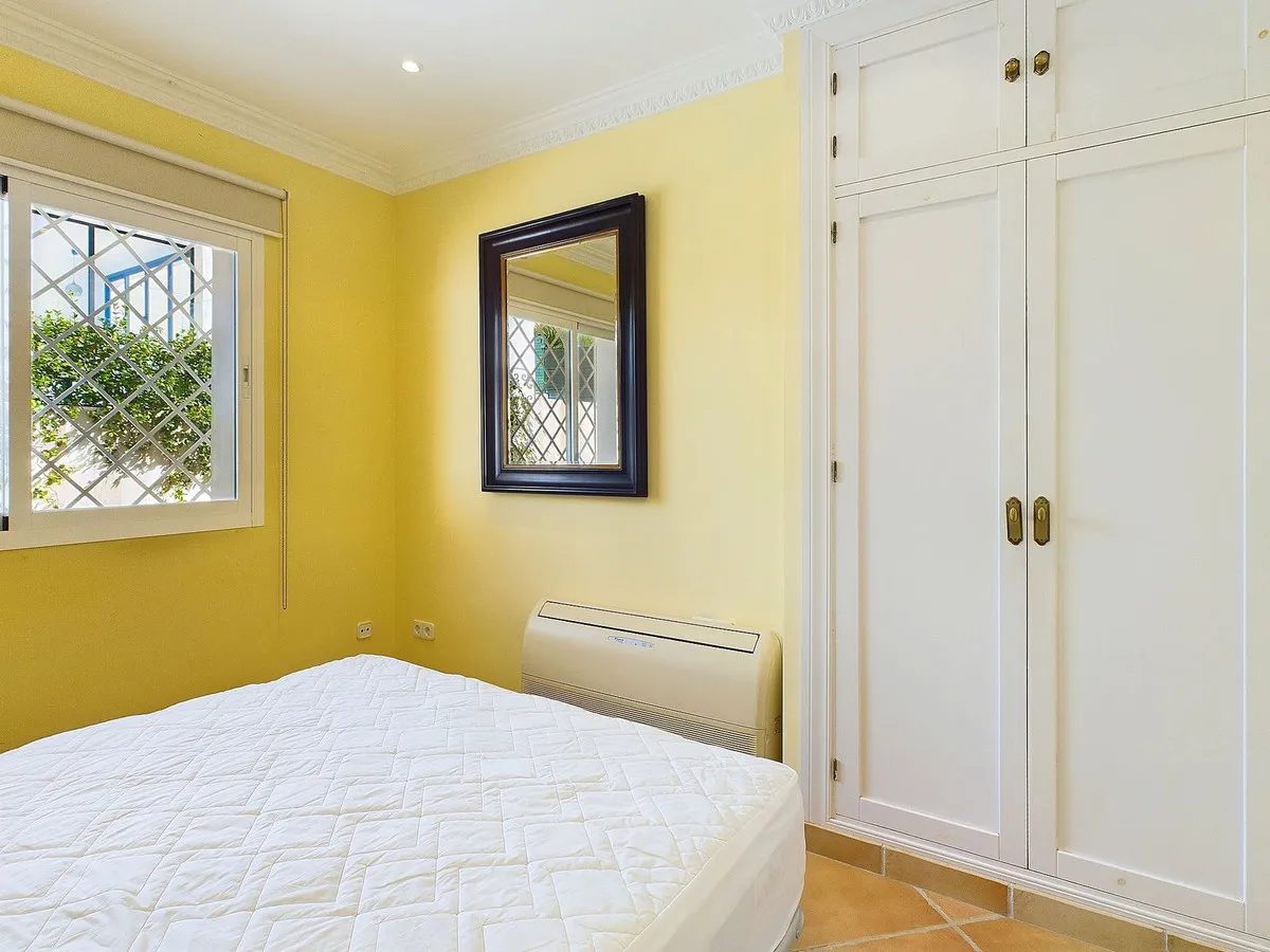 fb2b1cb8-779c-4756-a8df-ab5c74ddd7fd