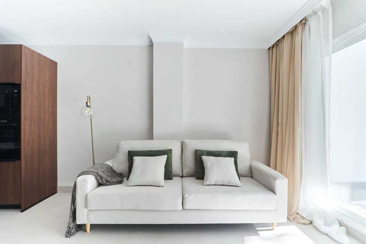 f4b94bb5-c0bd-4e9f-9fed-8647d2b98845