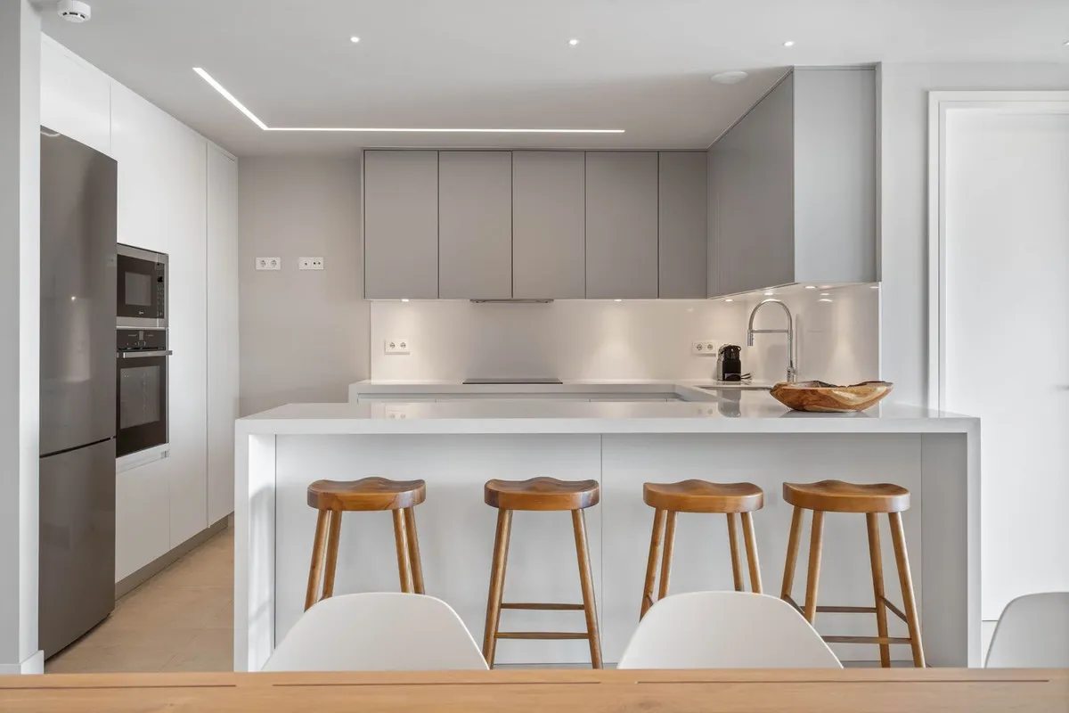 0de7b824-f639-40dc-ab35-b47444a004a4