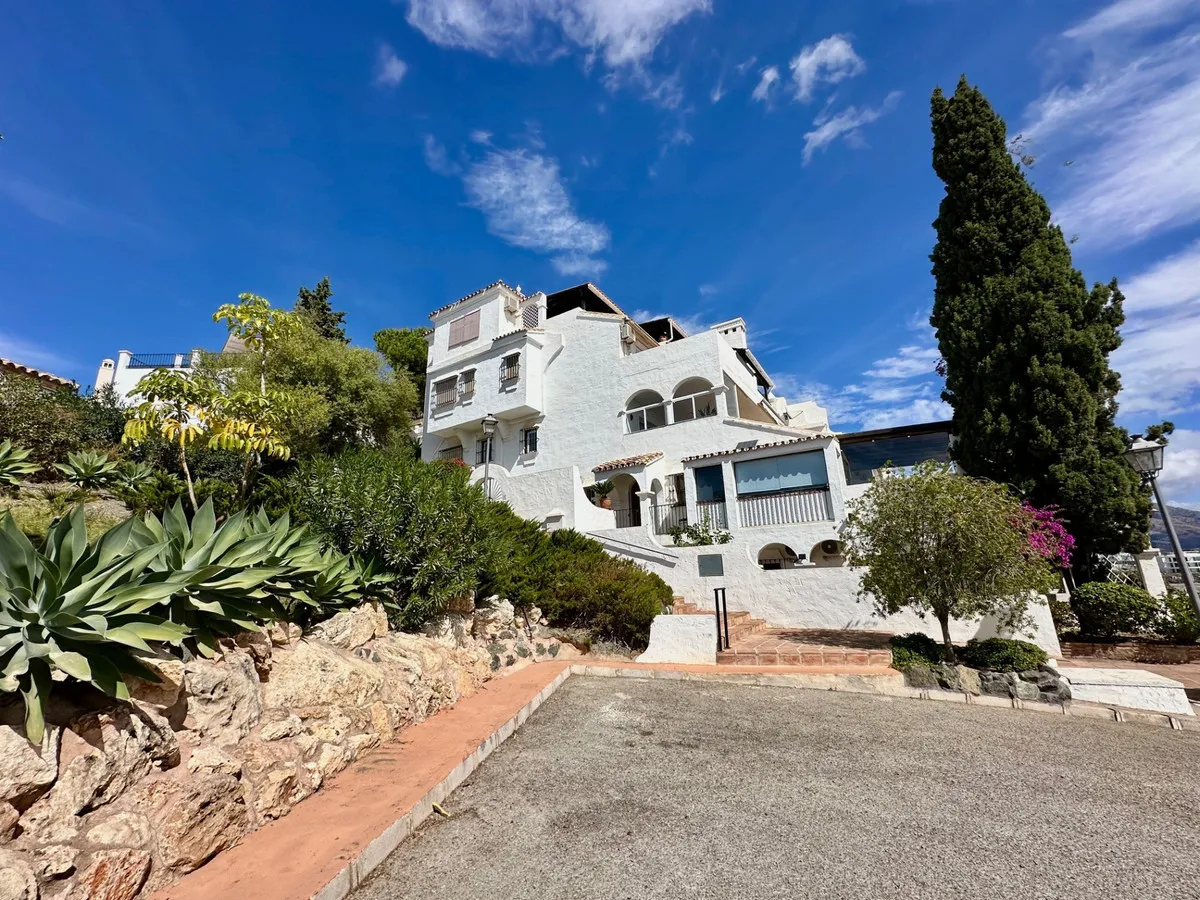 4471264e-58c5-49fe-b3a4-c896d1661d74