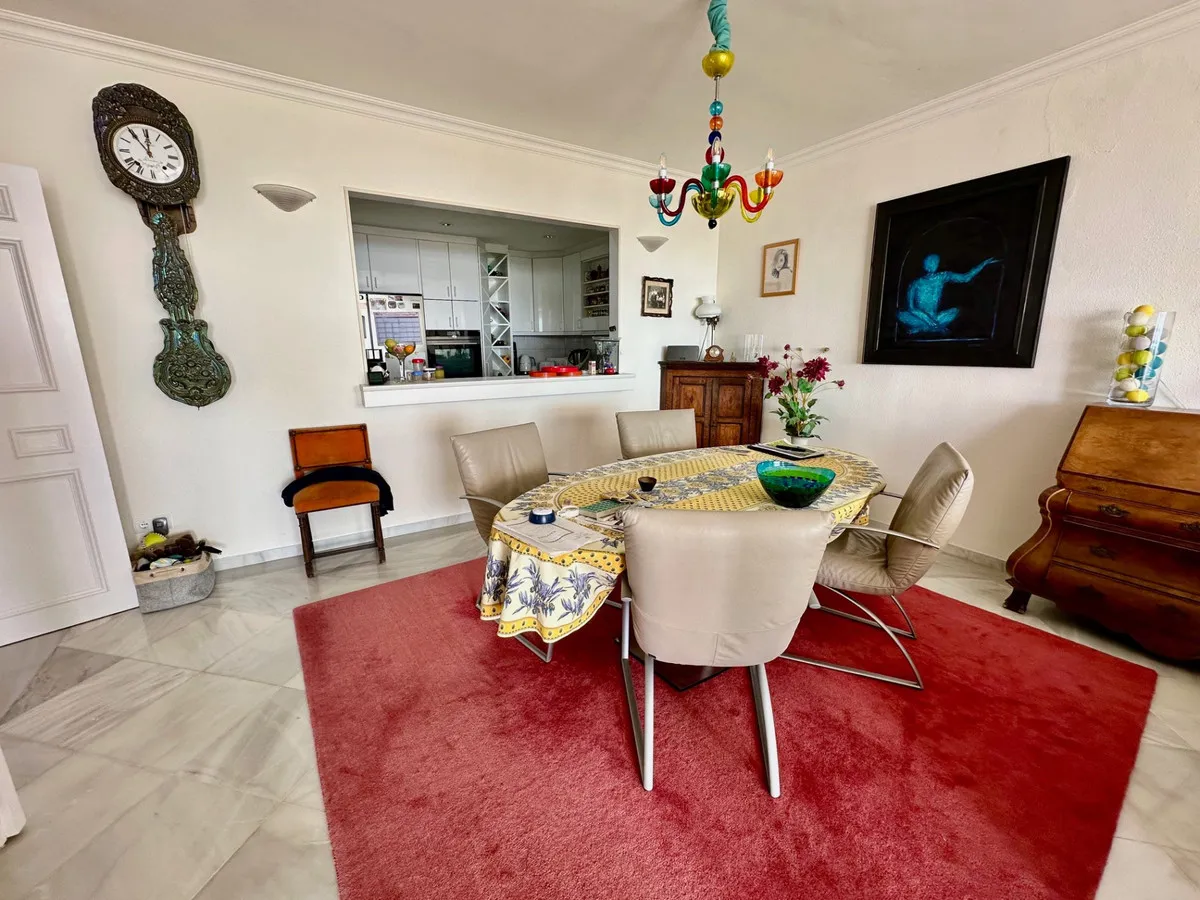 c7fe19bf-b01a-4bd7-94a4-b02e66be7886