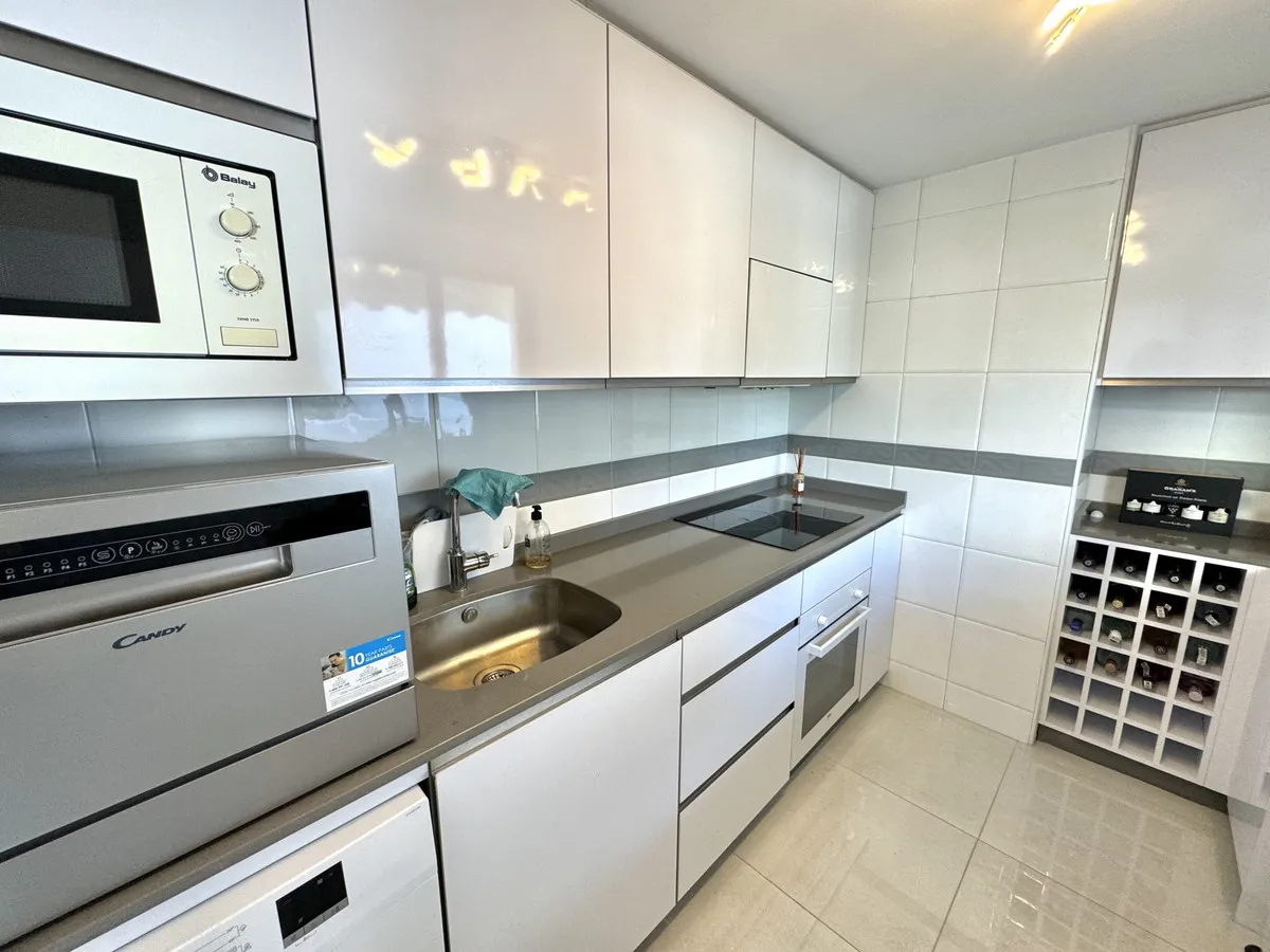 a0ab6b42-f267-4a67-ace2-04f916091b3b