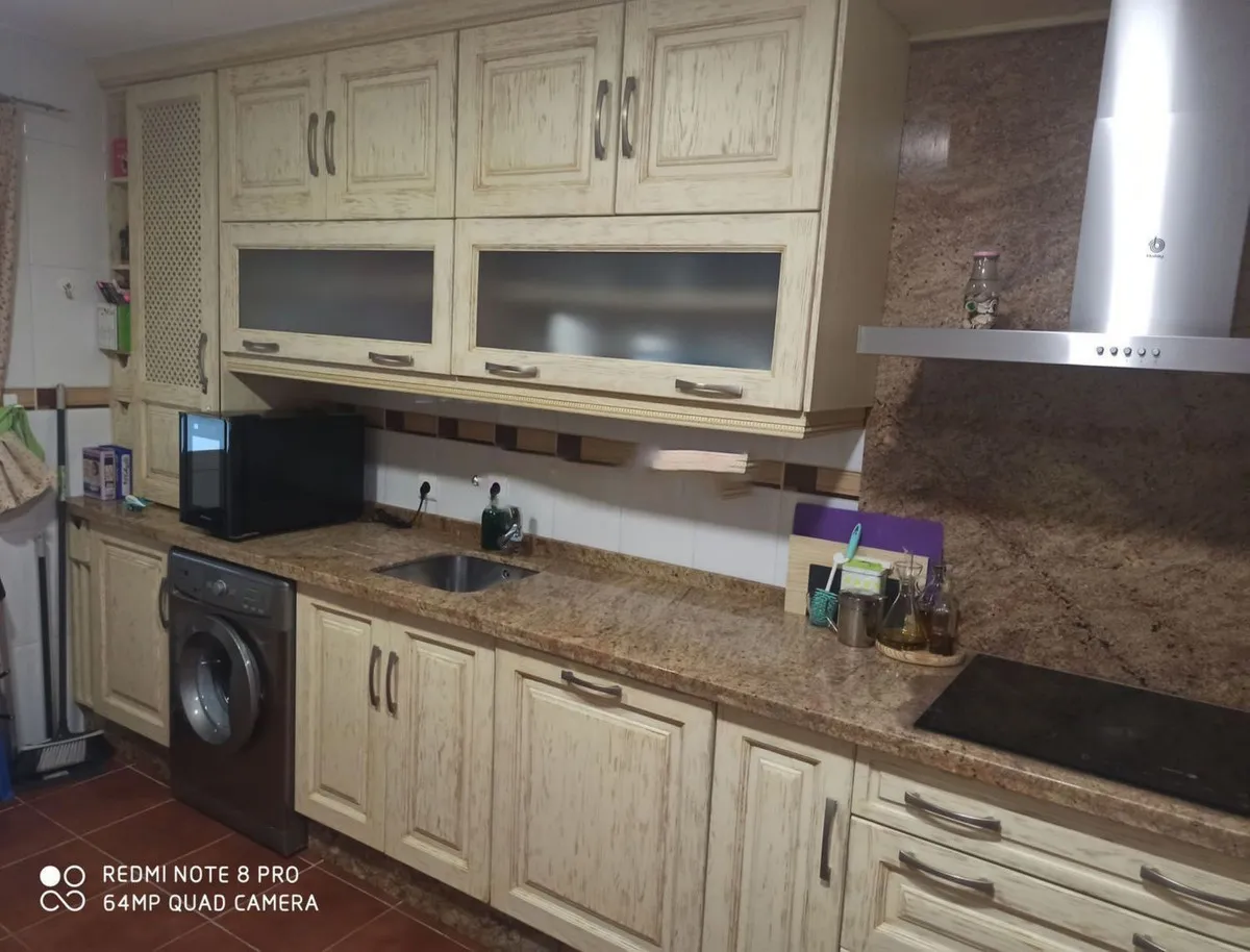 93e0242a-4377-4582-b3b7-e9808da02d23