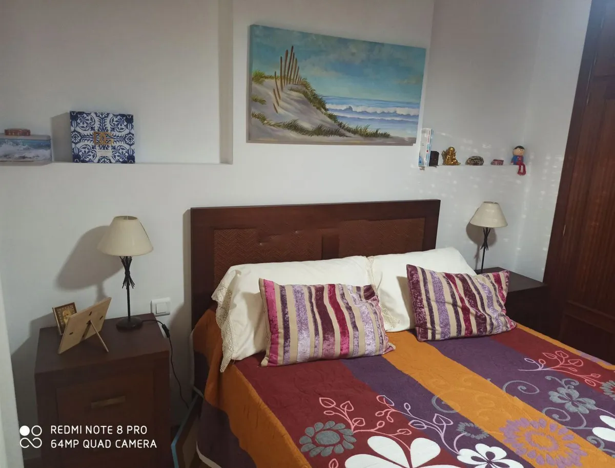 b5932ee9-db41-4a22-998e-190a2045ea06