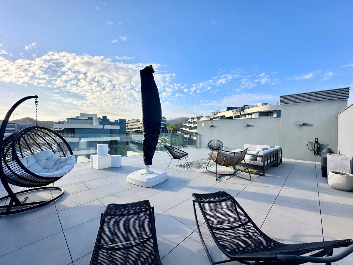 3e27ea71-76a8-4089-adda-63022631f862