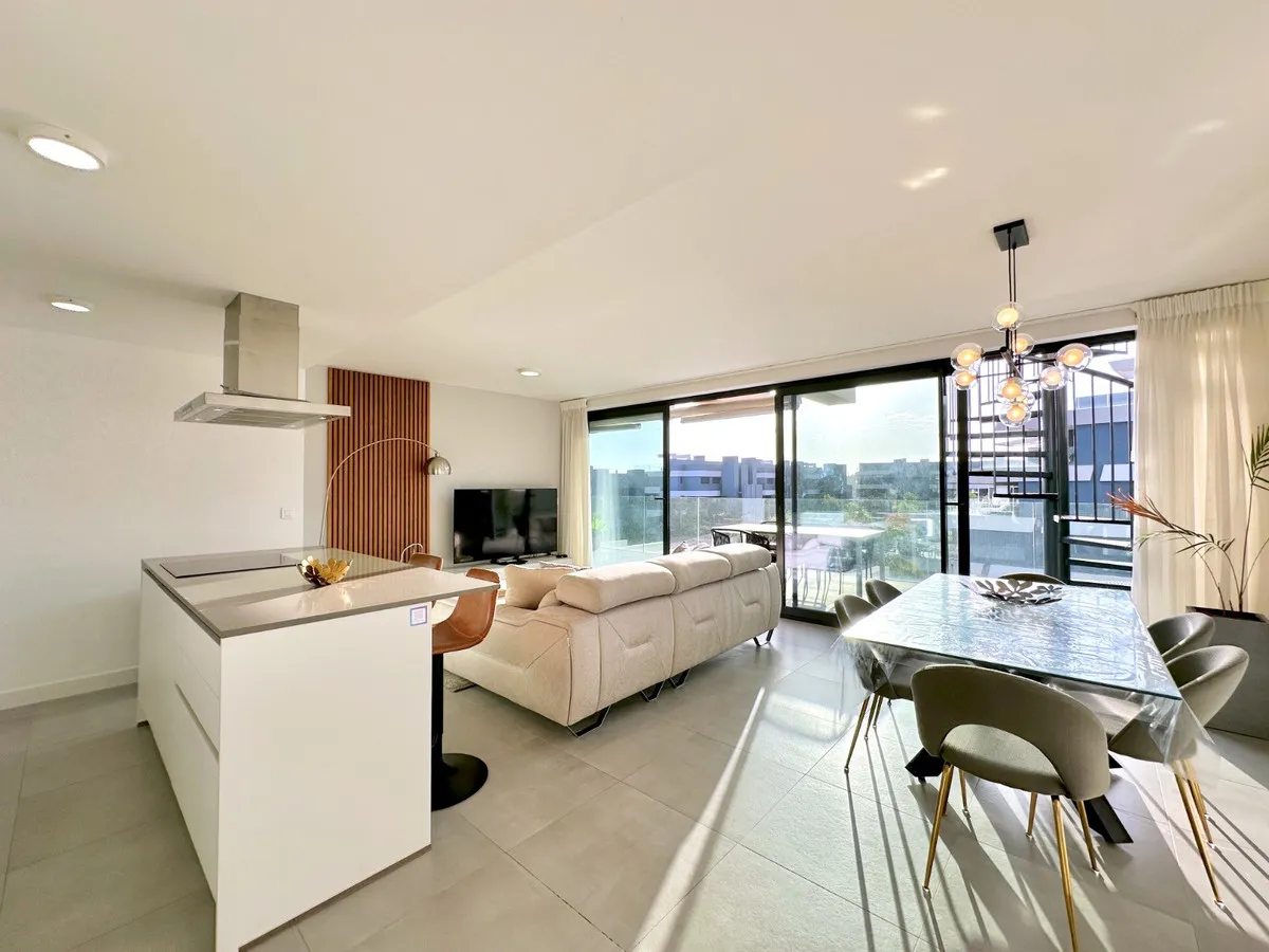 cb0d39df-c8d1-4242-886f-74b40cf5be1b