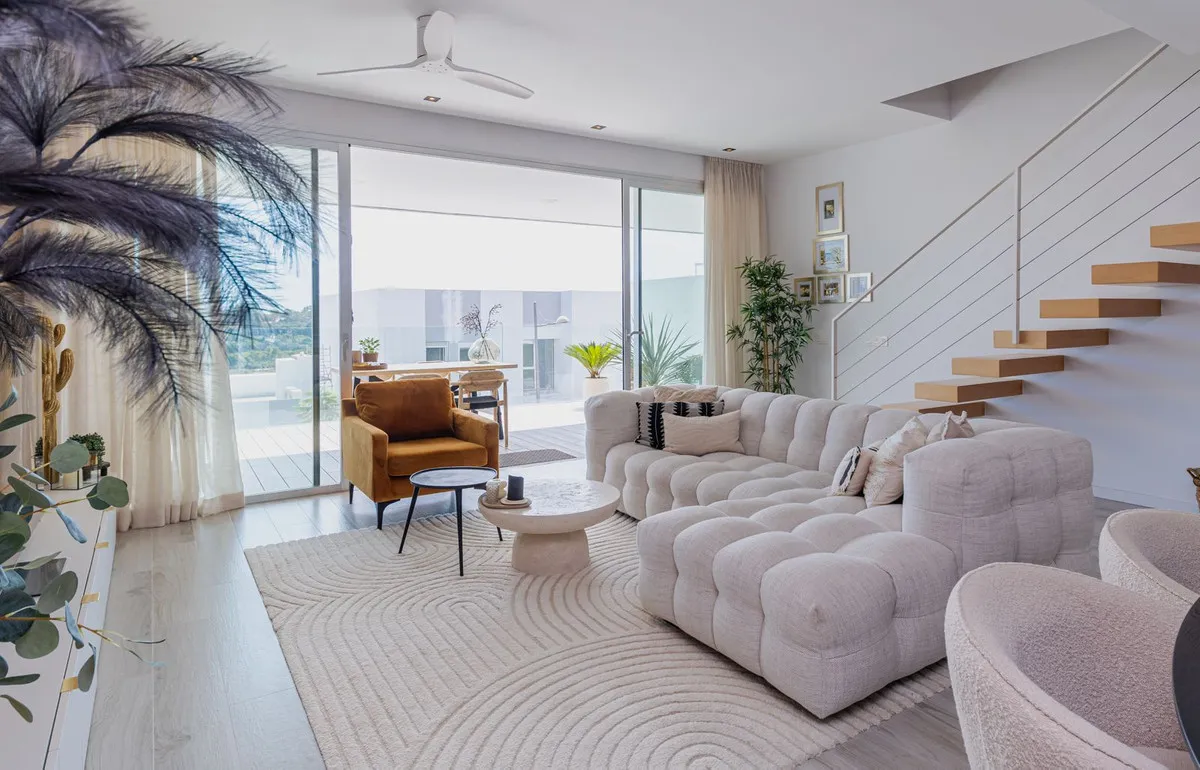 33770356-95eb-4361-afe5-f61ecab15642