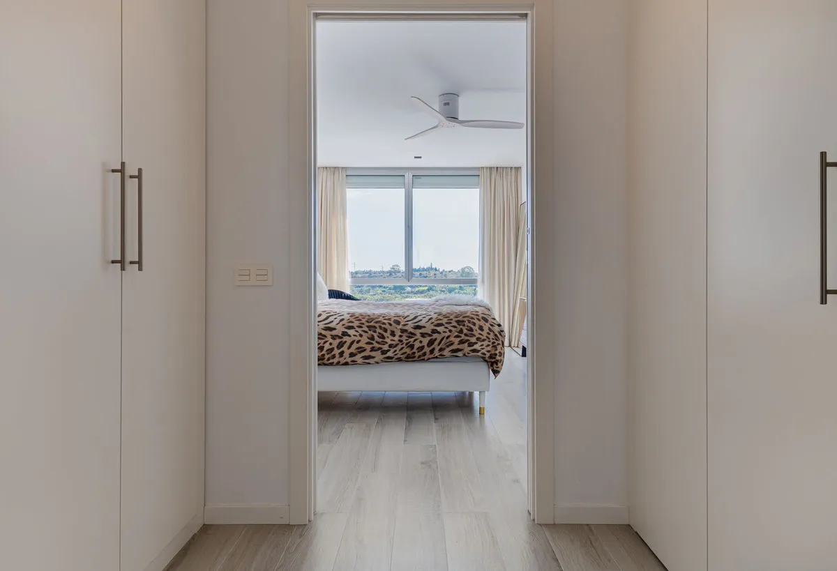 9604f977-8407-448a-b20c-53dd525e89e7