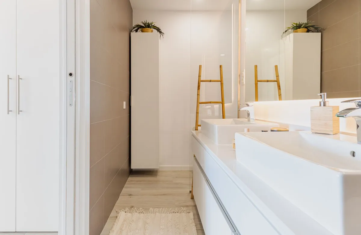 df8778c1-a0aa-43ad-9ae9-ac716067705a