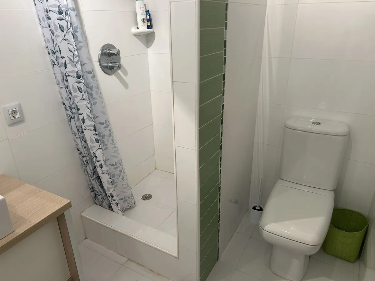 2188dd05-b9d2-42b2-a6ae-61acf8ce8812