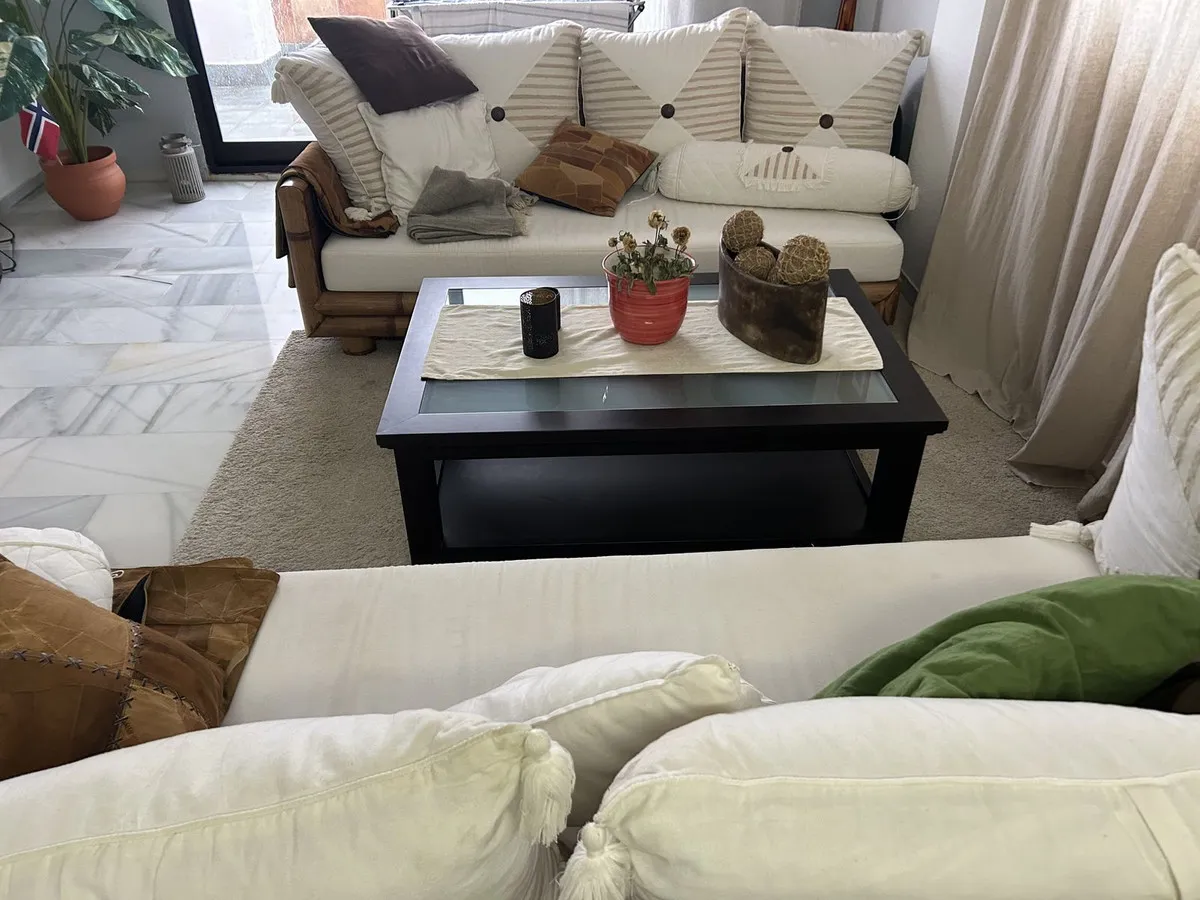 43372630-b2b2-4468-895d-8341d21759a2