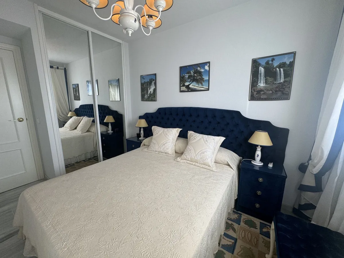 11b90316-f213-4d5d-882f-68b01cf93b7e