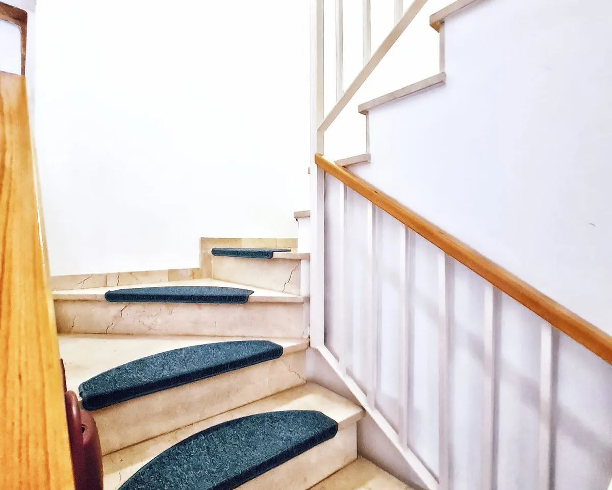 0ad0abbd-7ffd-47ed-9570-7b2ebd94991f