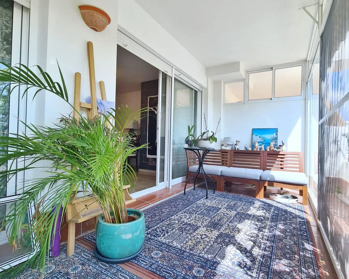 51a16440-9a9f-43f4-baf5-2e24538a2093