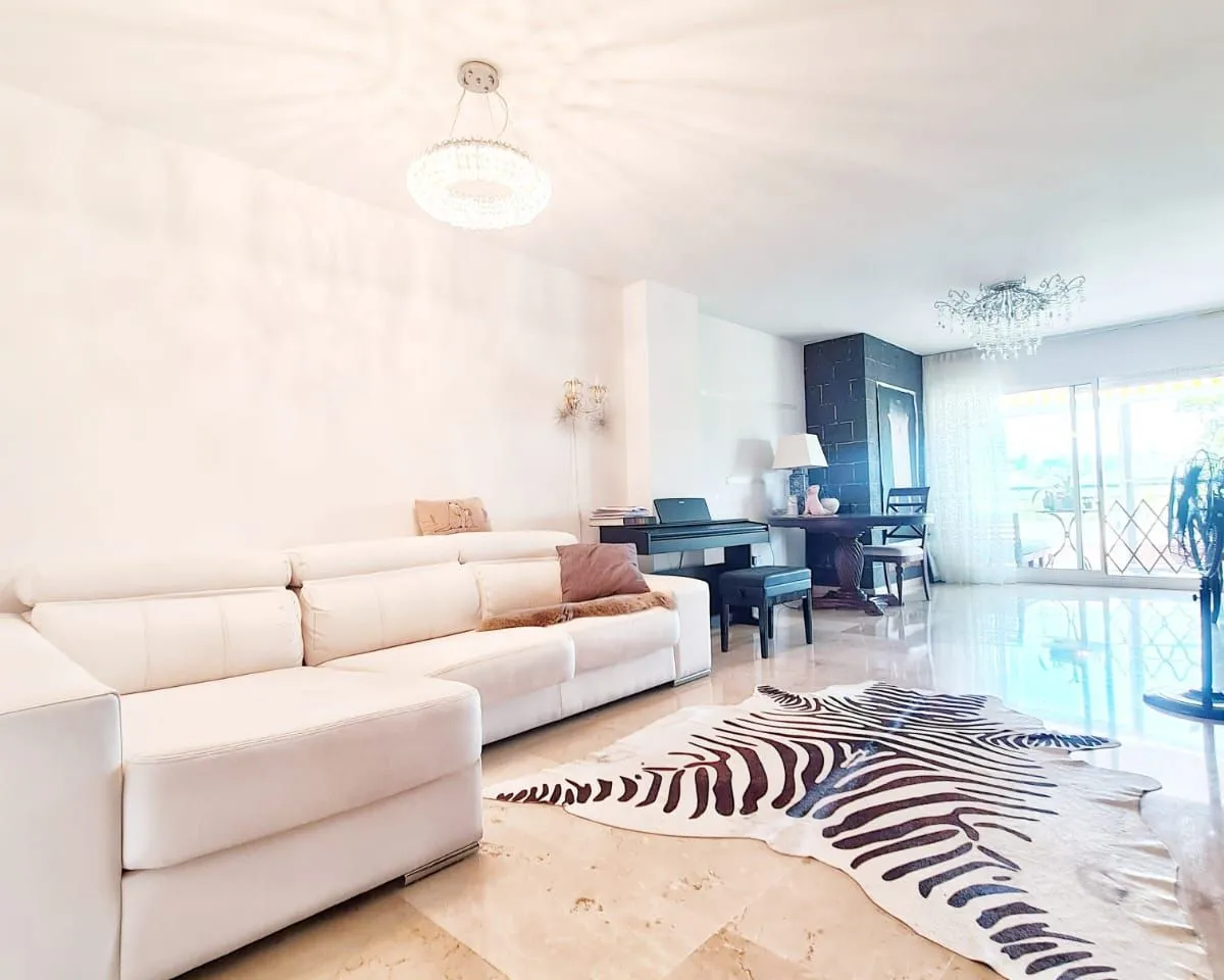 8041d2fa-eccd-401c-b55f-83054e62e8e3