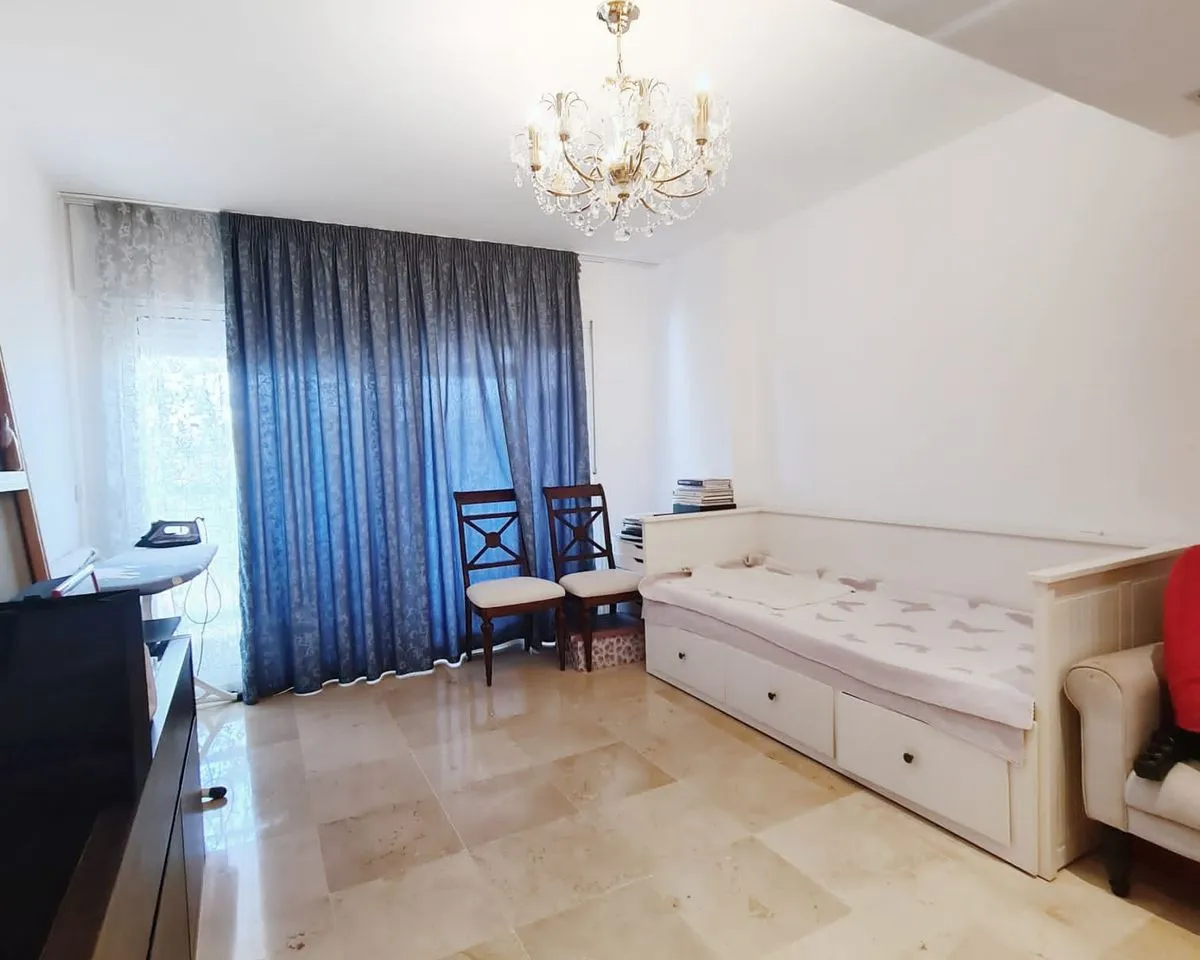 c32be035-7a67-41b3-9325-cbb0df36bbdd