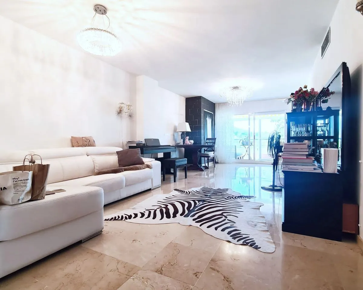 f073033d-dbac-4b66-a969-d107751c8362