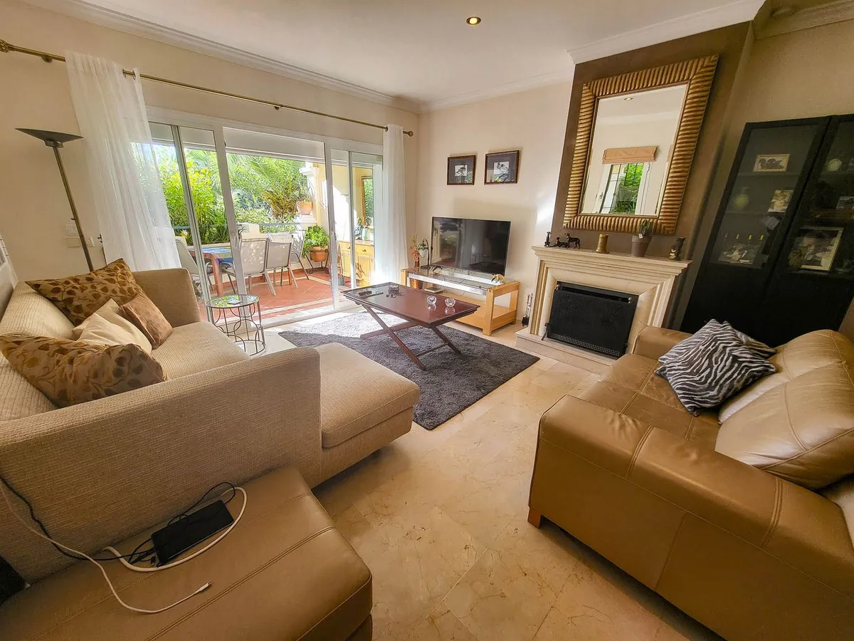 70275677-37e2-4c08-a4b1-593484eda784