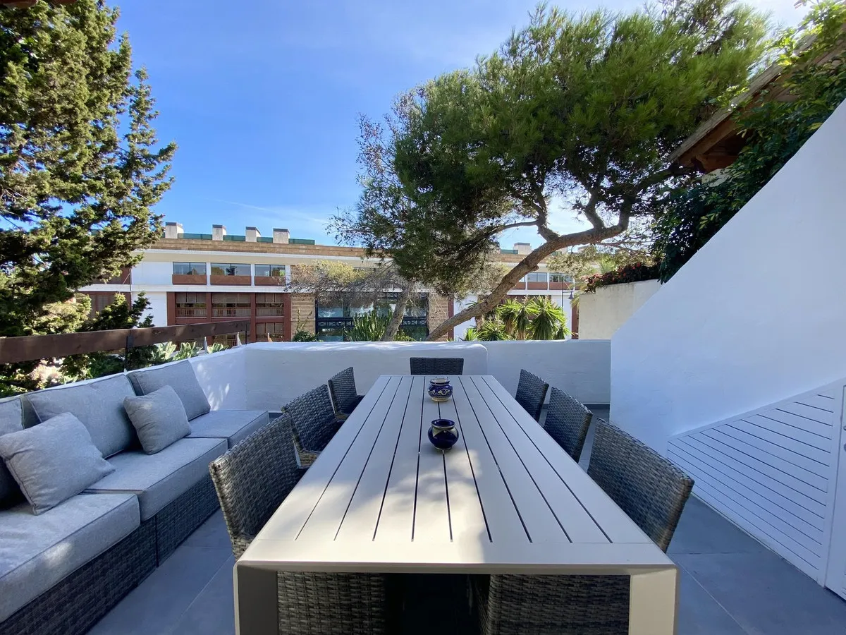 25f5236e-f686-46ad-82ae-0da44ff1dfee