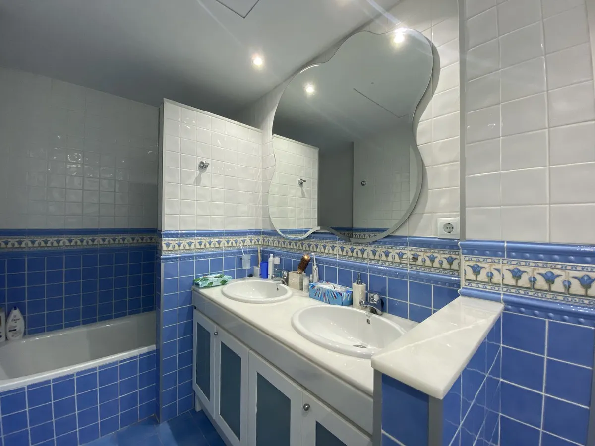 6f9fd89d-53d3-4e0a-b410-fa453479164e