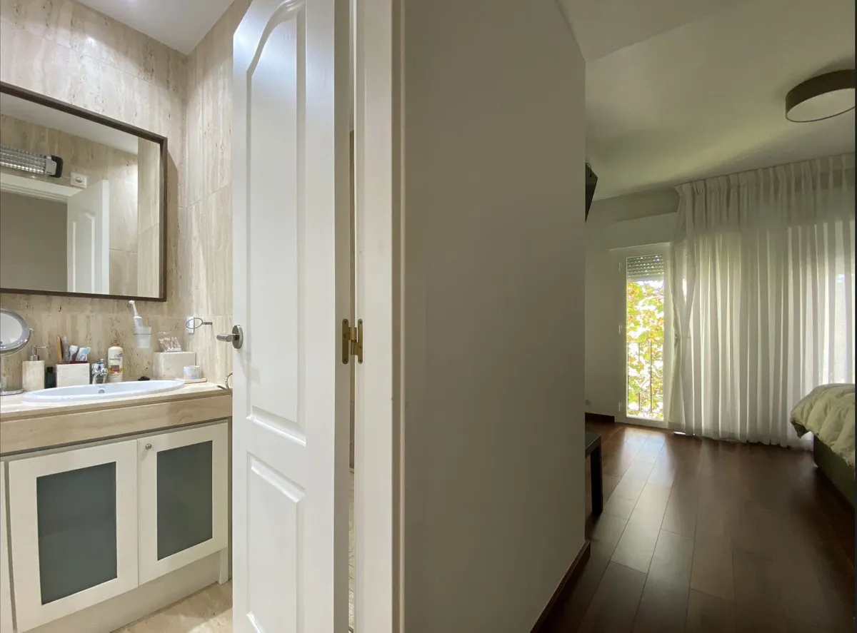 ac28deba-3a92-42a8-875a-11064fae2ed9