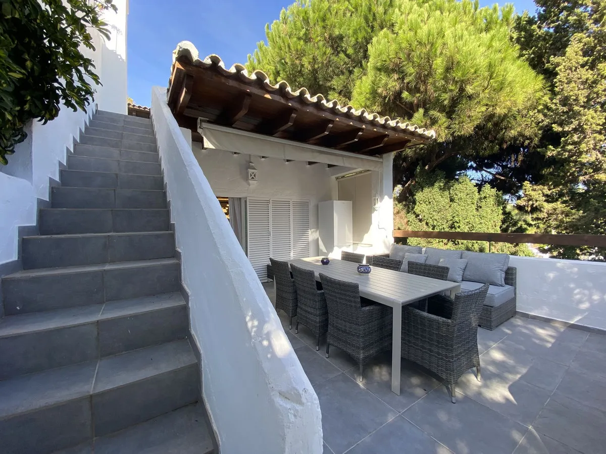 e4c92ff5-1203-4a9d-8f75-3d1594b8ee8a