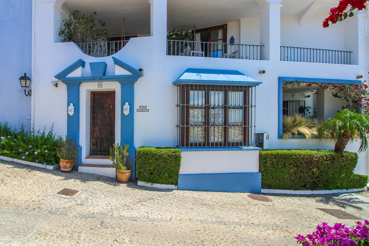 f2edc80d-1282-4db5-8018-e5c050eee89e