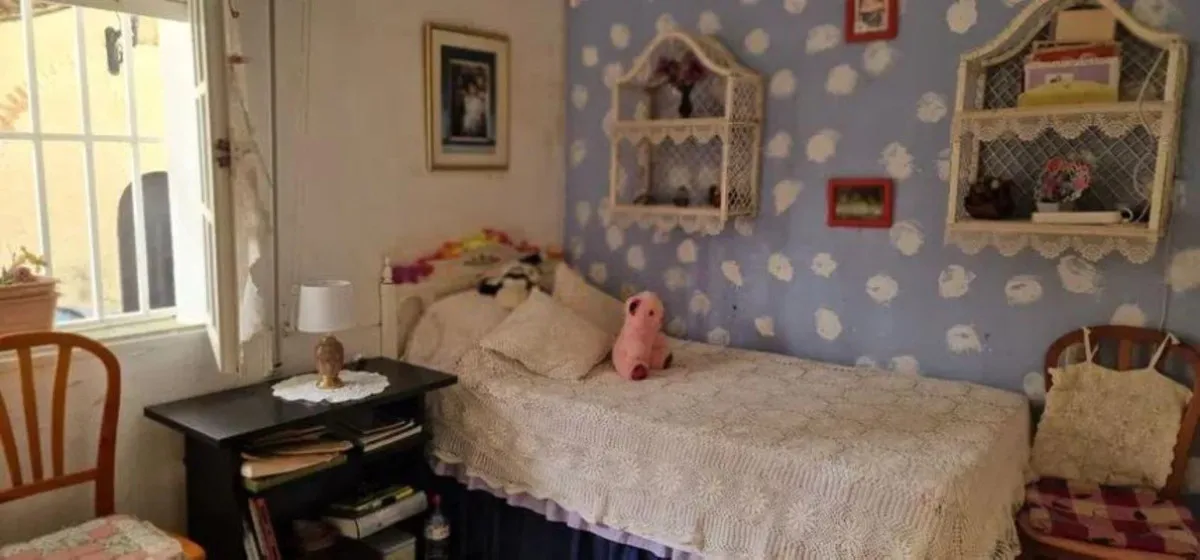 6d34ddeb-6bec-40bf-8d9f-4c0e0b2b9836