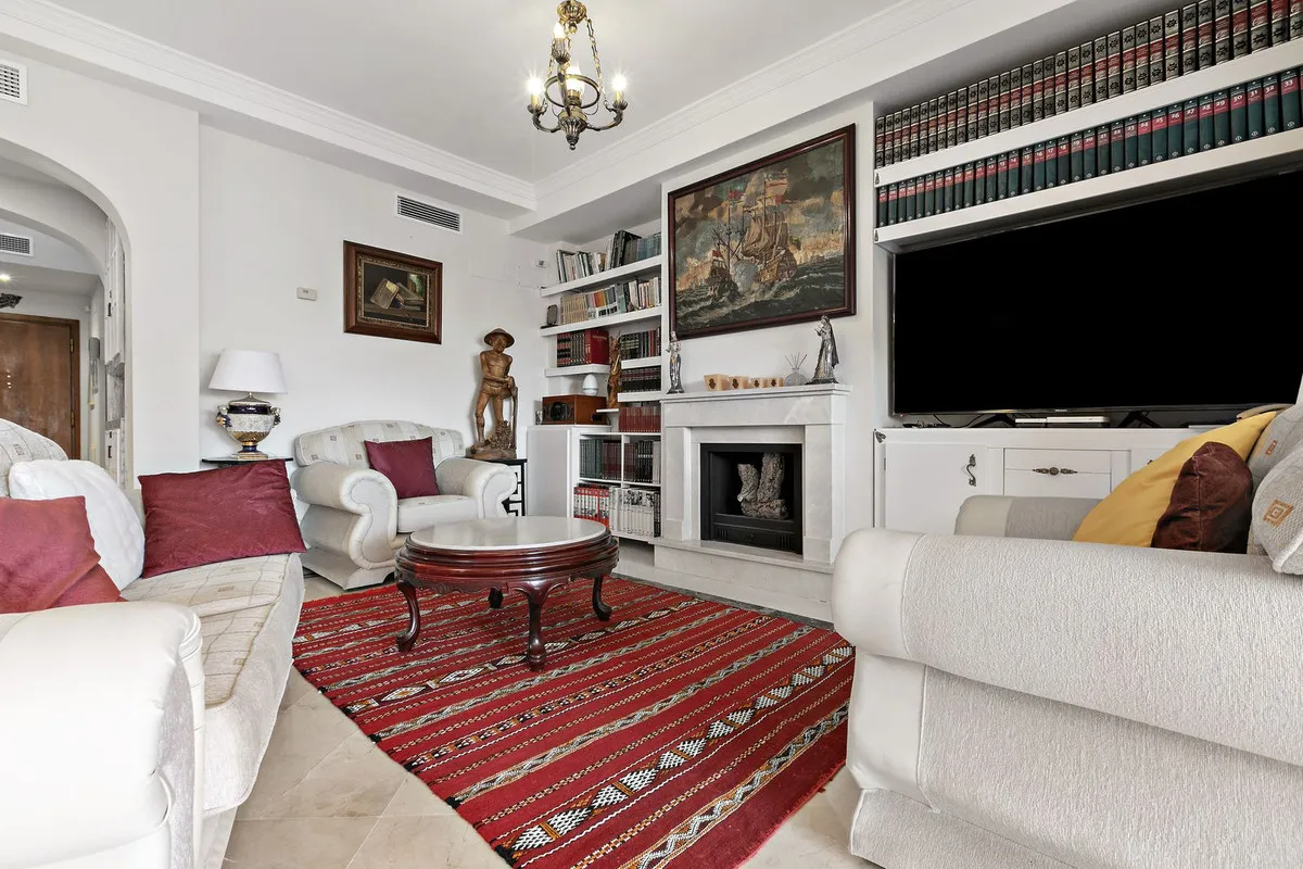 4048747c-38a2-4b4b-9f6d-896c8b241190