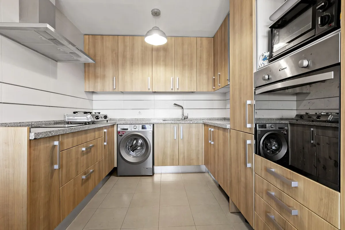 99927c2a-3cda-4d94-a010-89829eff52d0