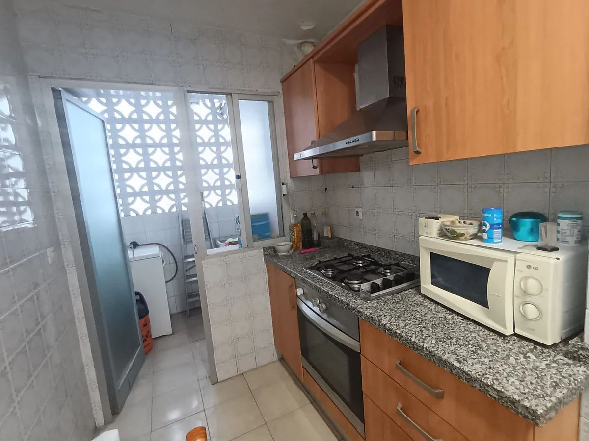 f33b0598-f04c-4911-a2e1-6cc458f30bd3