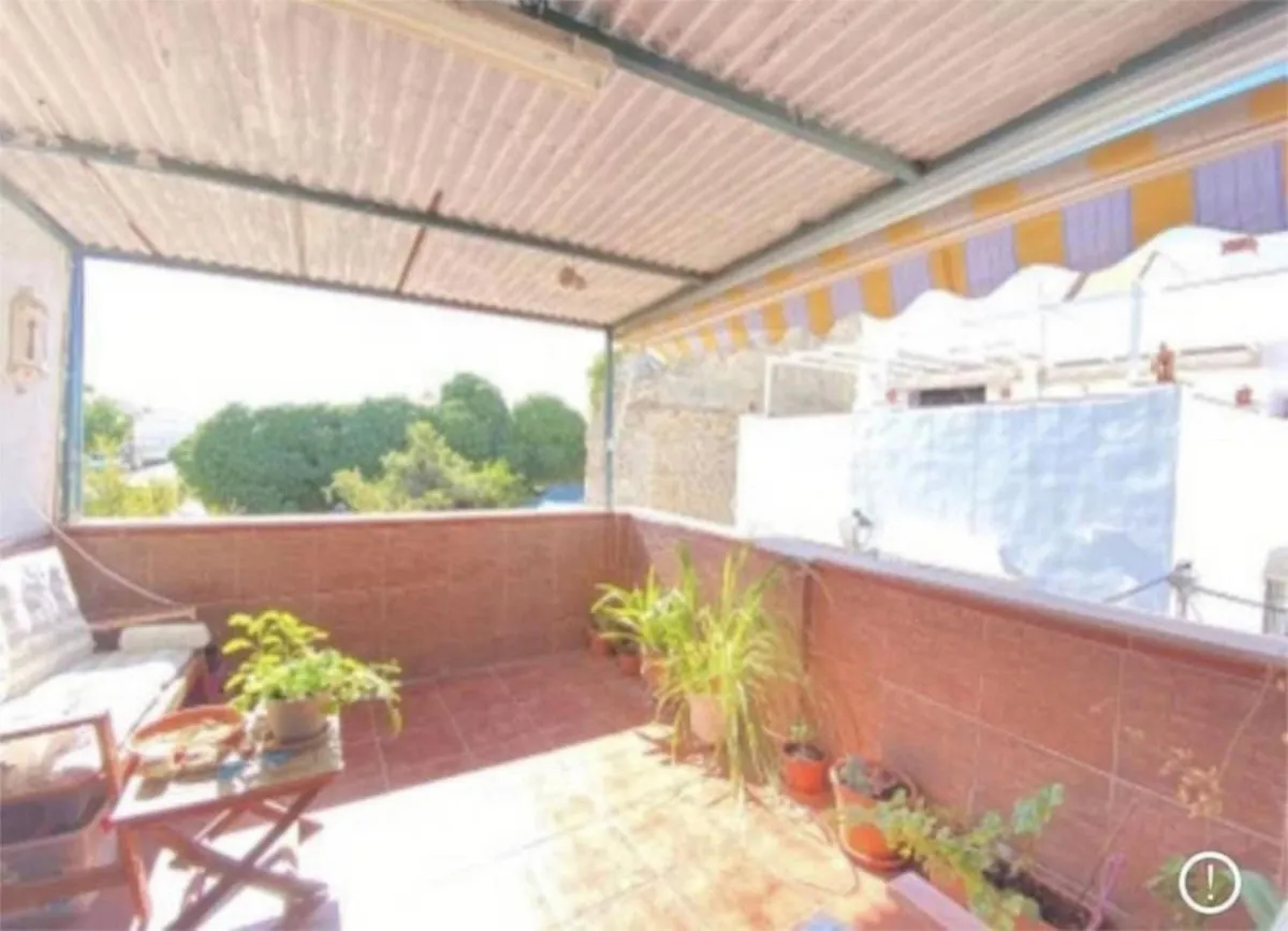 e413409c-e740-484f-a3f1-eb8963c121f2