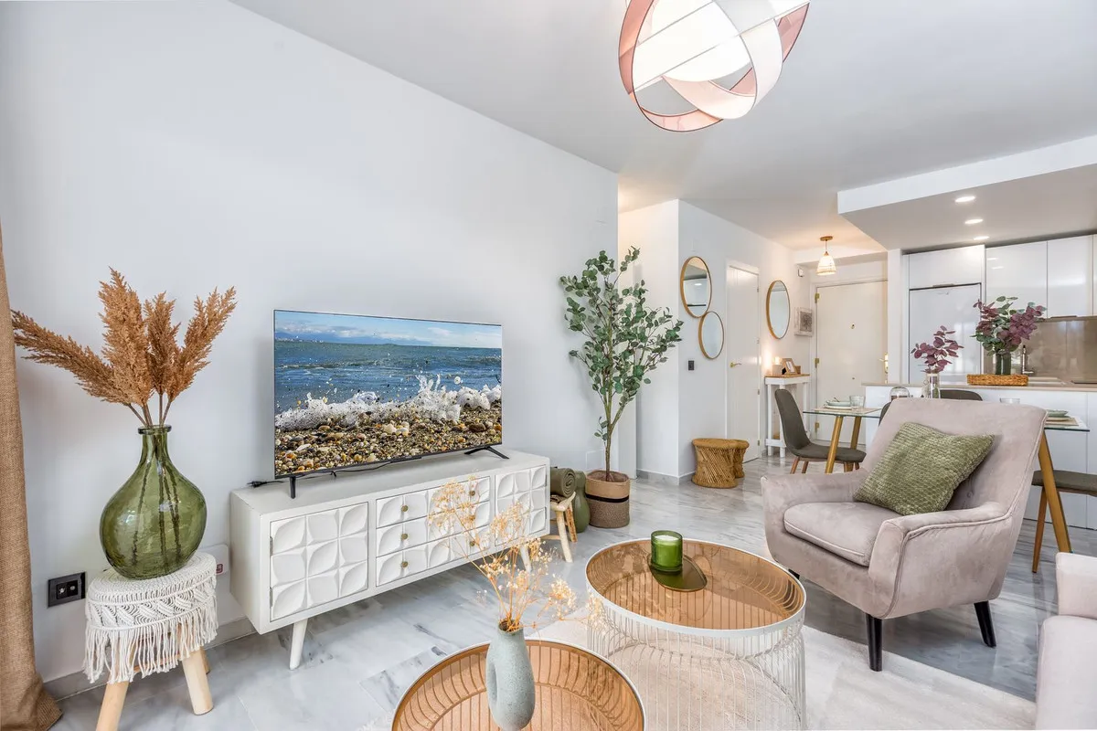 c9557ecd-1114-49ea-a9cf-139679ab48aa