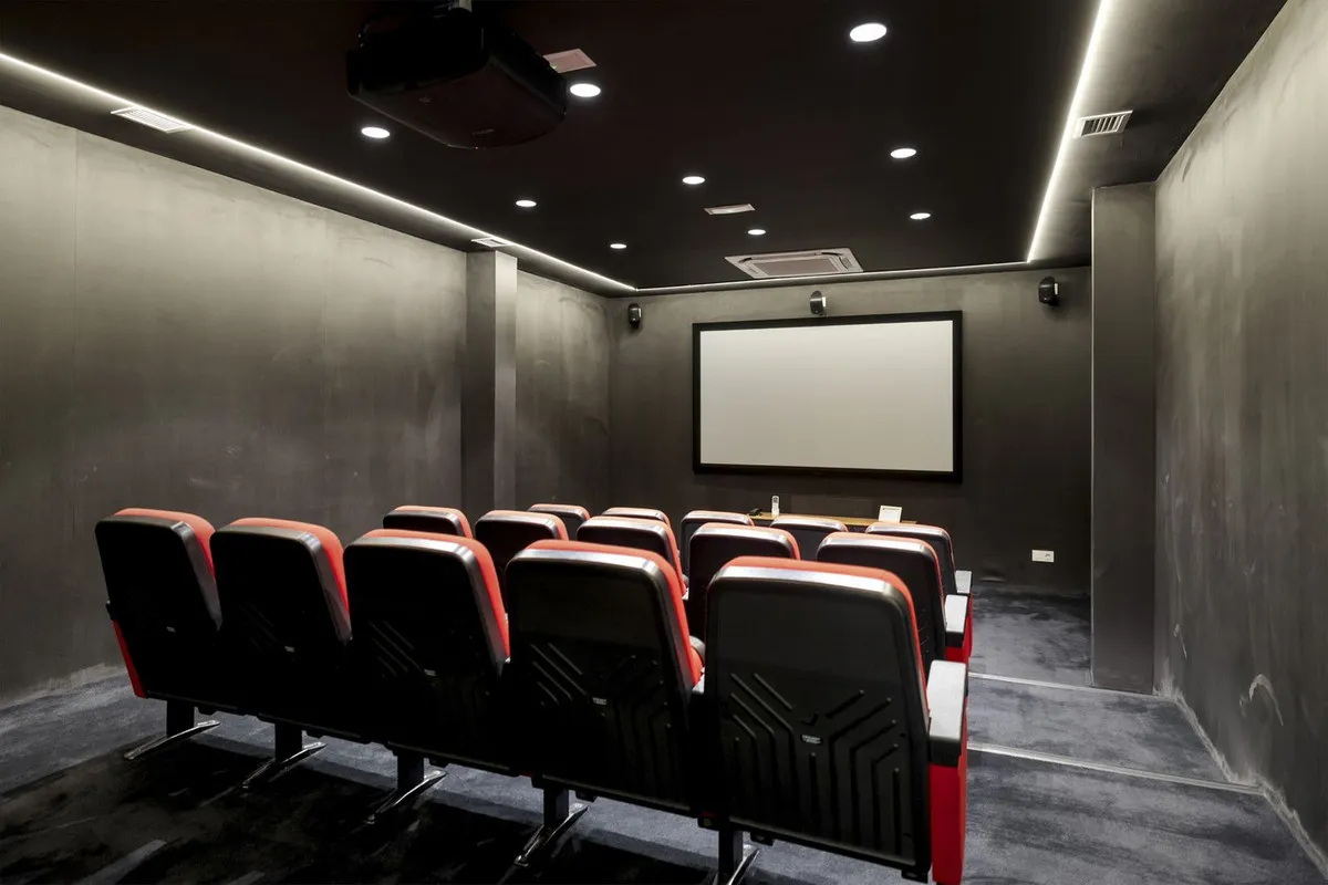 2debb2ea-1660-40d8-afab-d6d285e519c3