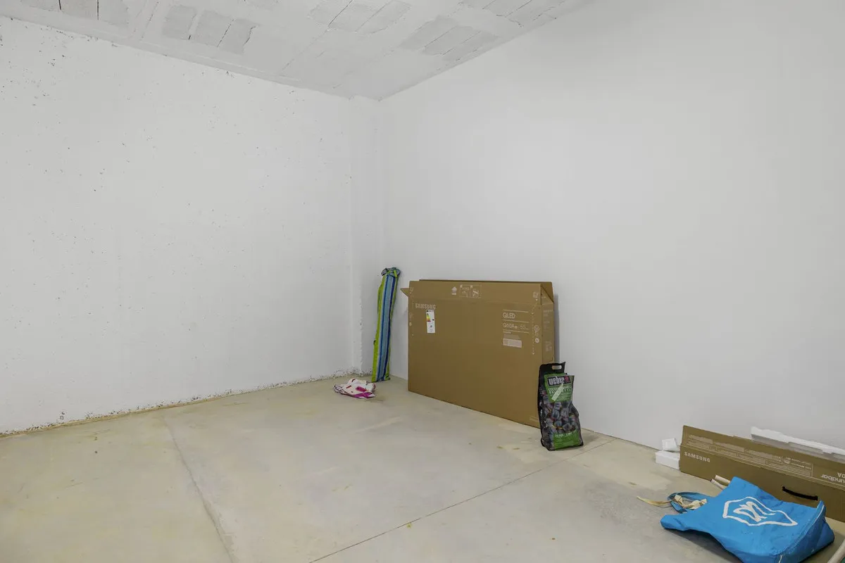 b8bccbcc-77d6-4feb-a7d2-9bb589425d65