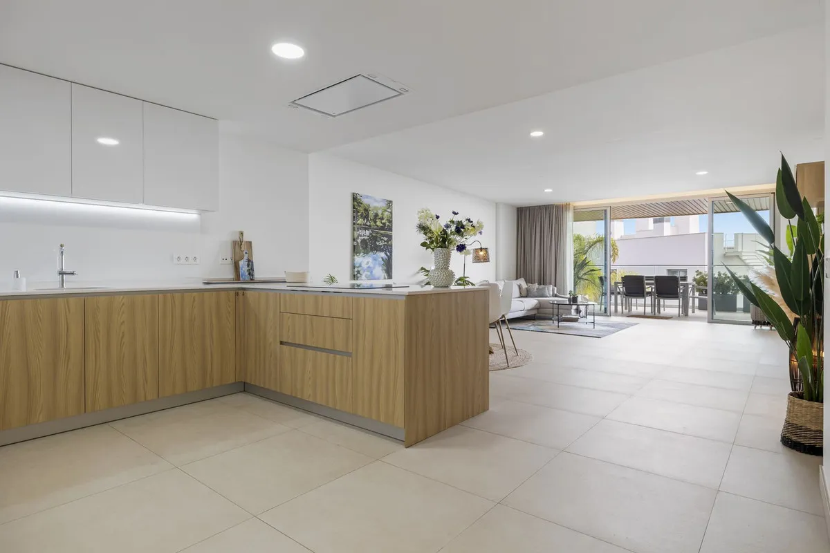 e644c1f1-a8e1-469e-a9d0-1fb105c3dd40