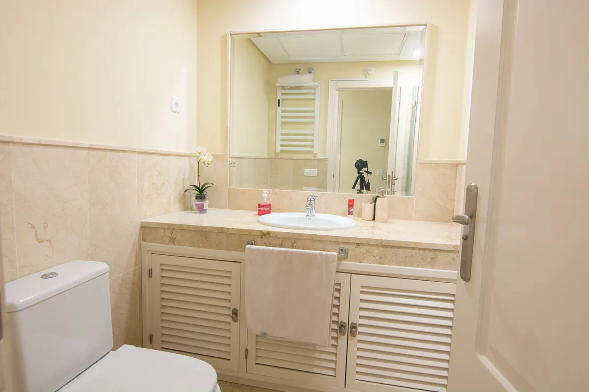 0c4b9223-cfdb-46bf-ba73-6c74e3e6844c