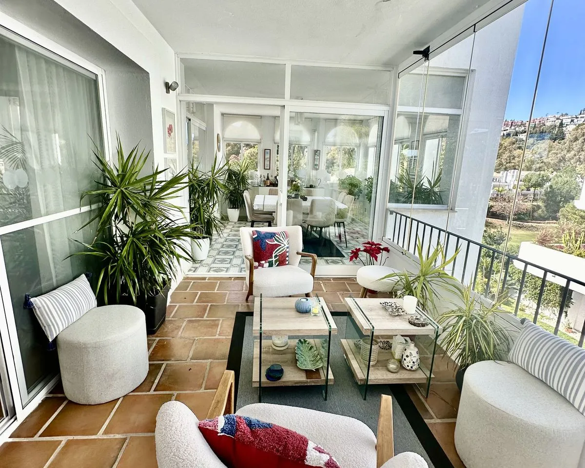 f61b4371-1a4f-429e-b487-5da7e704932e