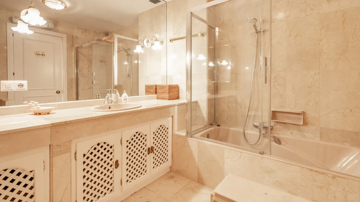 0abebe31-2b69-4e1f-84de-11fc20b064c0