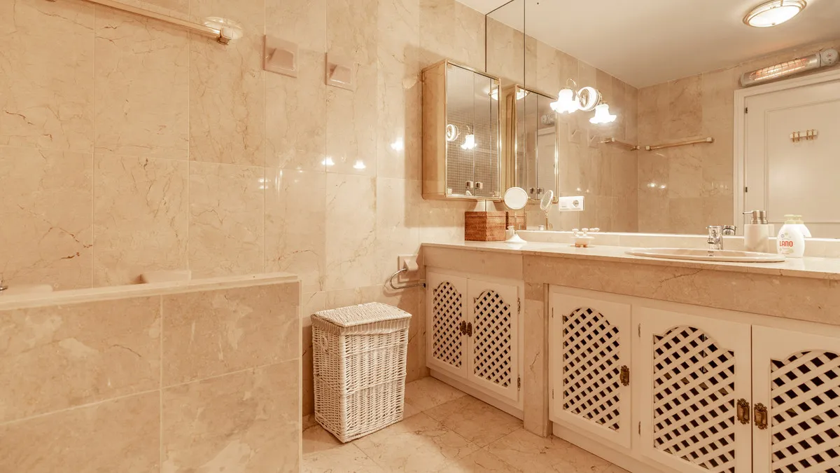 78c6bba3-3f7f-416a-bac6-221950ef8dbe