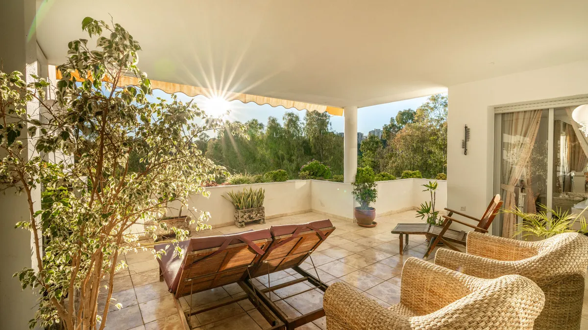 9f2beb1b-3635-4864-a36f-43928b6d74ff