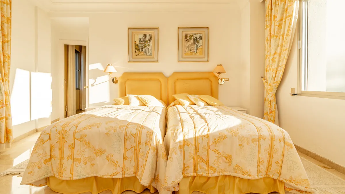 e83254d8-8c8e-4f4c-b9a8-88fe11ae535f