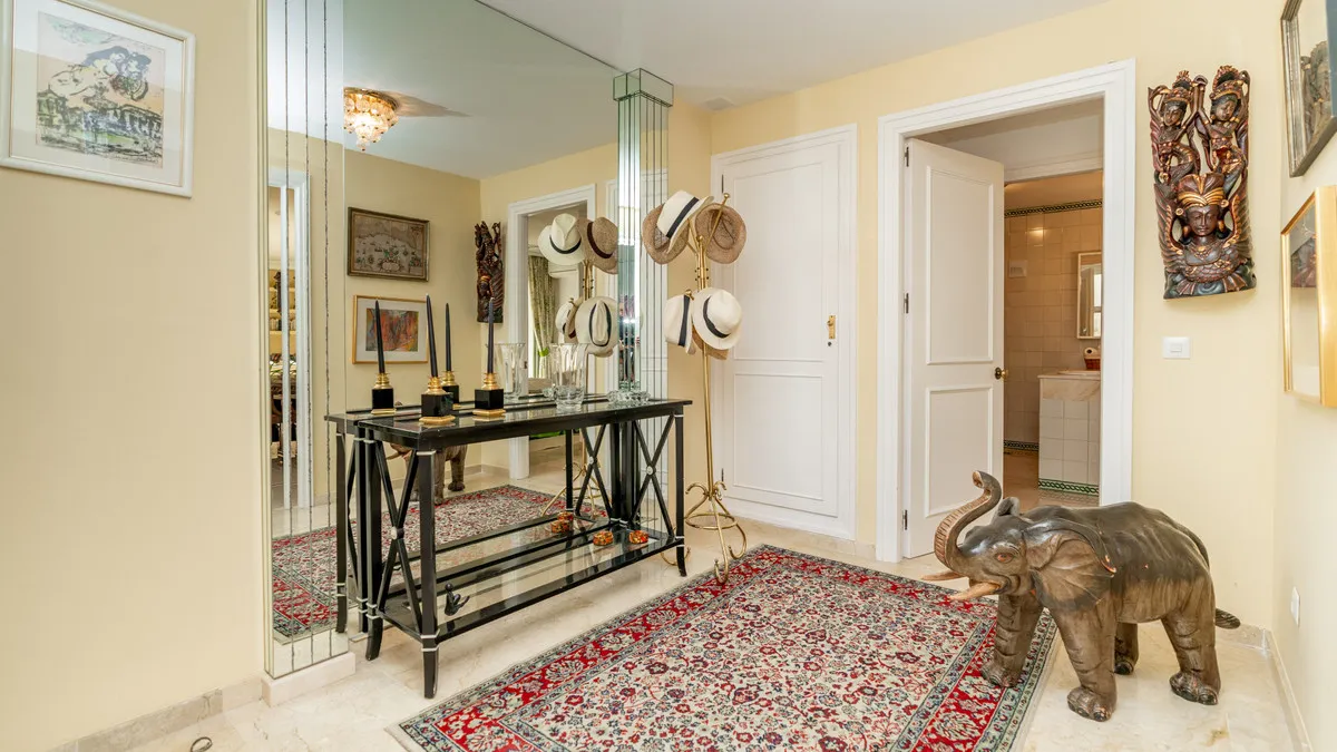 ffb7659e-d47f-419c-990a-9e90f4d0690b