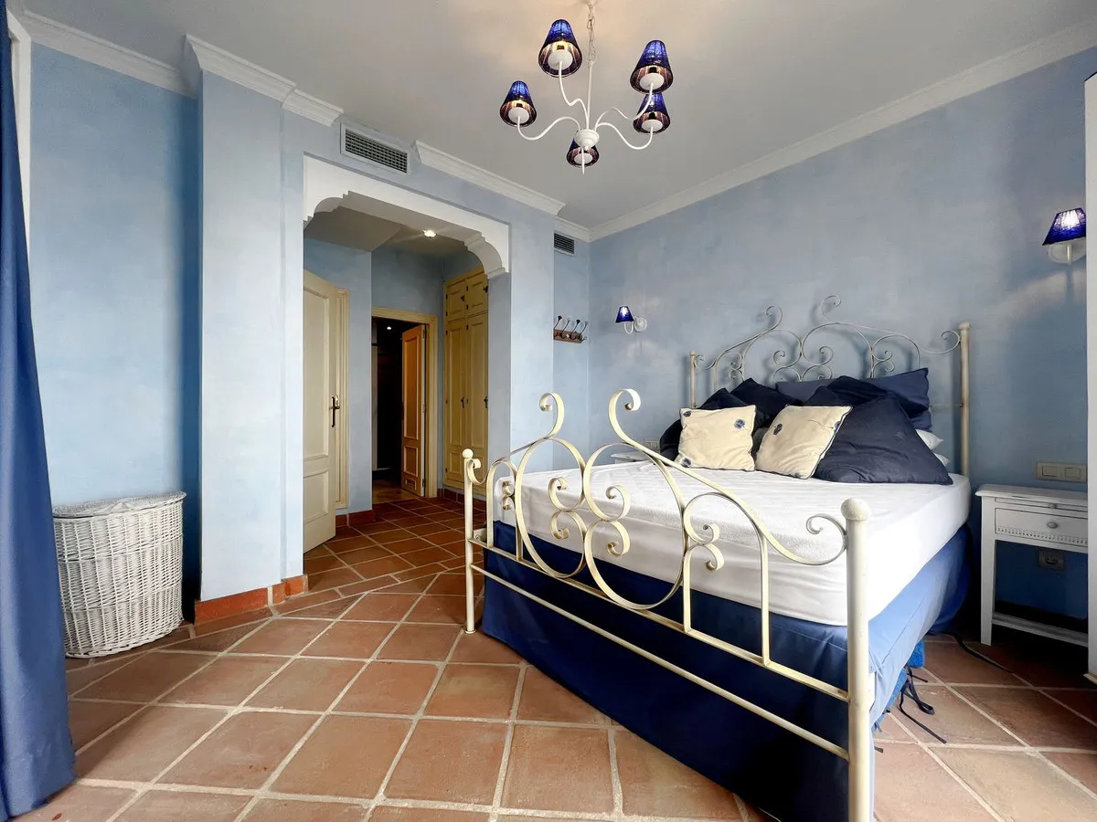 23d6df69-78e0-4616-8184-9462c0e21418