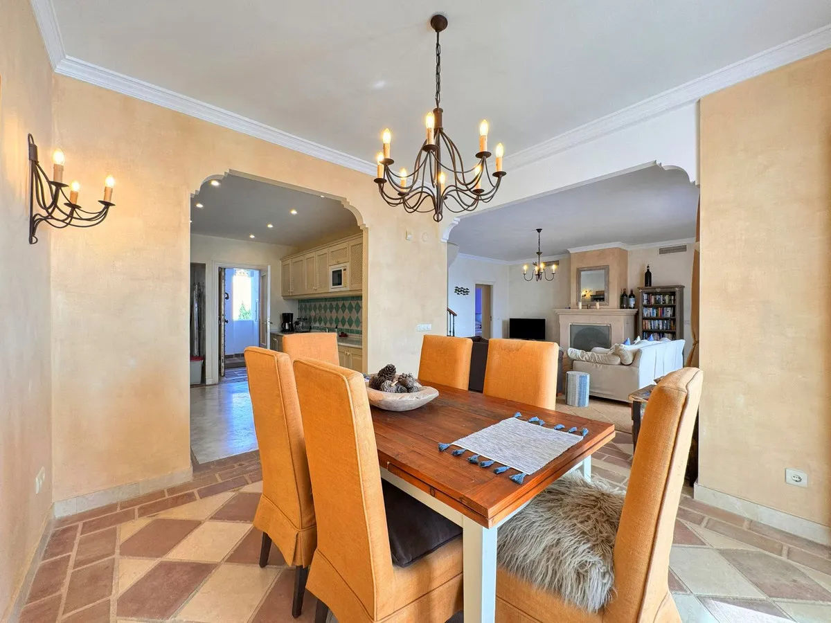 97674572-78c9-446c-97e8-9f2e7ae5d646