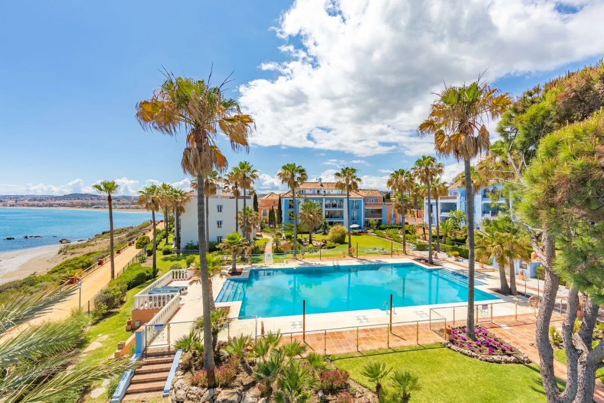 c80b8a35-76f4-4946-8f96-53e4b8962f83